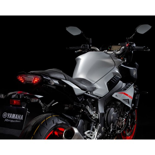 Aggressive Mass-Forward Styling