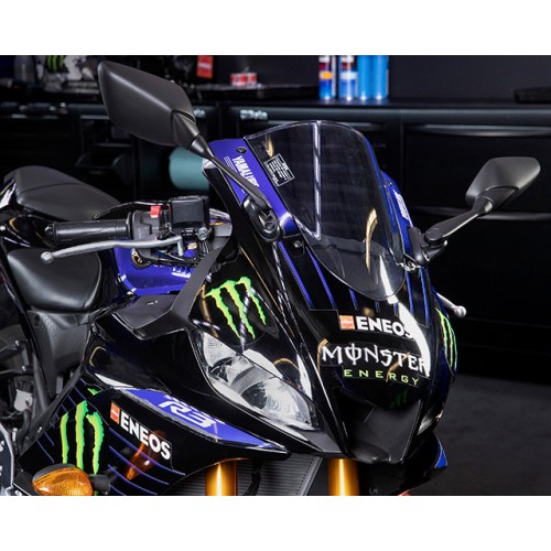 Distinctive R-Series Styling