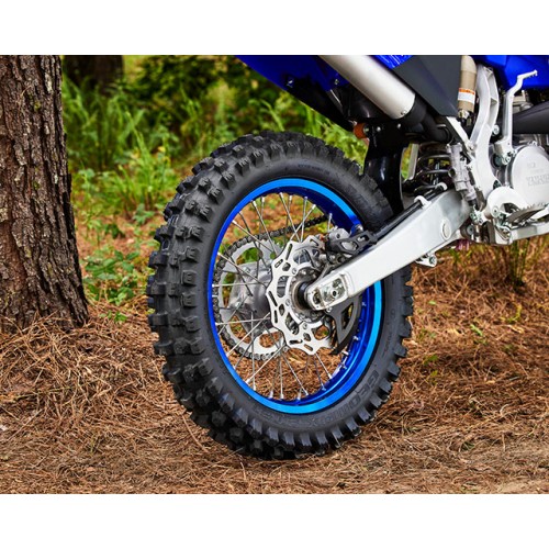 Enduro-specific wheels and tyres